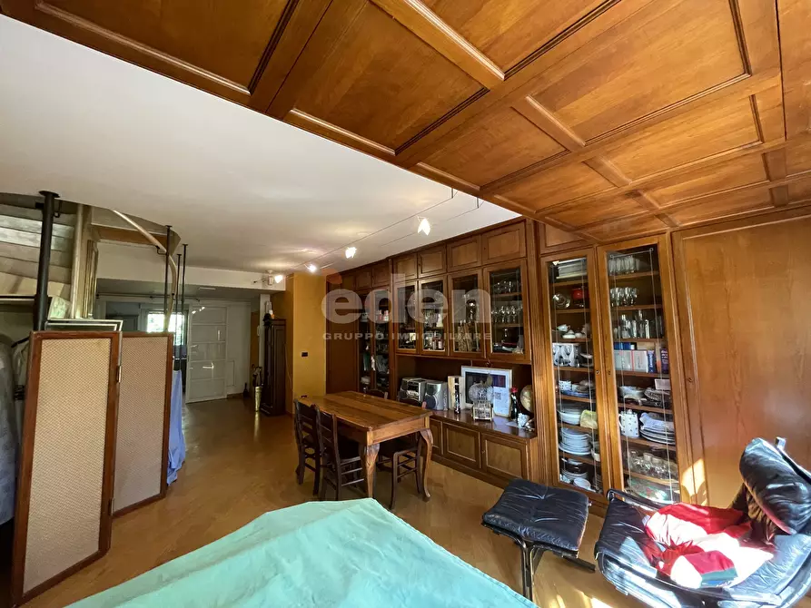 Immagine 2 di Quadrilocale in vendita  in Piazza Guido Rossa 8 a Modena