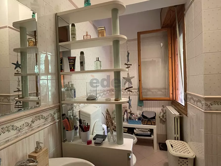 Immagine 68 di Quadrilocale in vendita  in Piazza Guido Rossa 8 a Modena