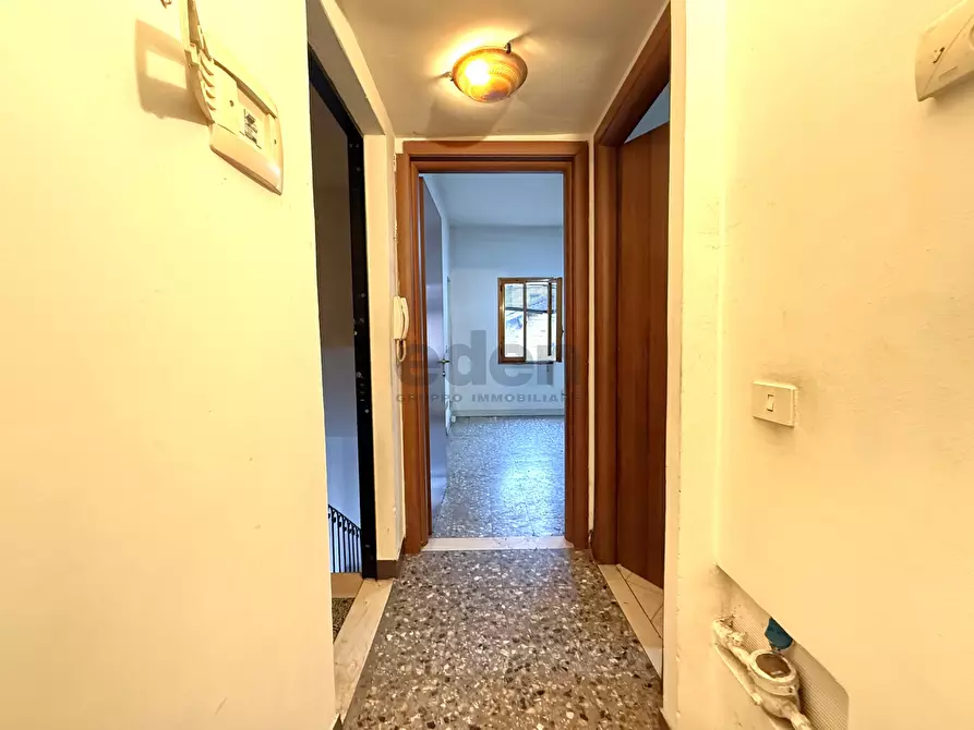 Immagine 11 di Quadrilocale in vendita  a Modena