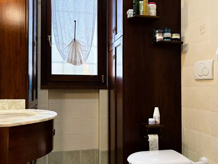 Immagine 11 di Trilocale in vendita  a Castelfranco Emilia