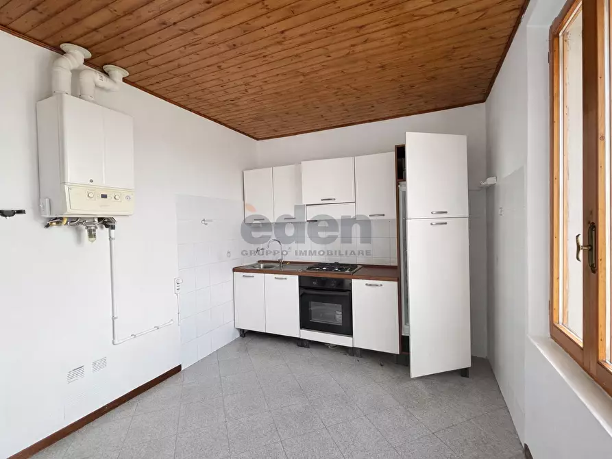 Immagine 3 di Bilocale in vendita  in Strada Nazionale Canaletto Sud 258 a Modena