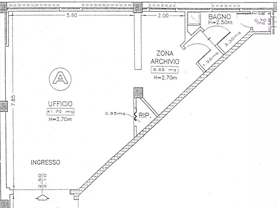 Immagine 20 di Ufficio in vendita  a Sinnai
