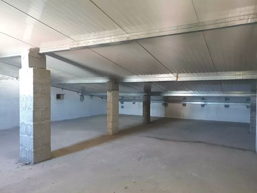 Immagine 9 di Attività artigianale in vendita  a Quartucciu