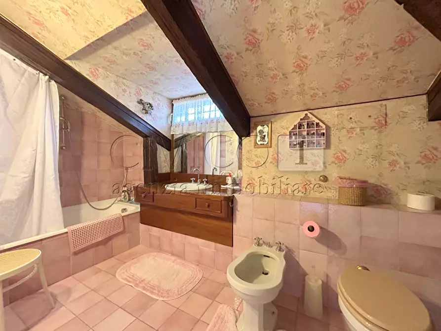 Immagine 16 di Appartamento in vendita  in Sotoportego Widmann a Venezia