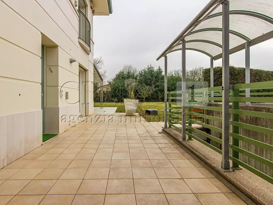 Immagine 53 di Casa bifamiliare in vendita  a Vicenza