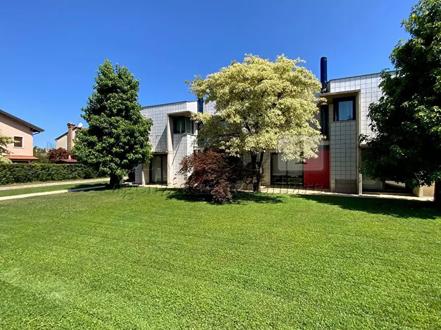 Immagine 1 di Casa bifamiliare in vendita  in via deledda 13 a Selvazzano Dentro