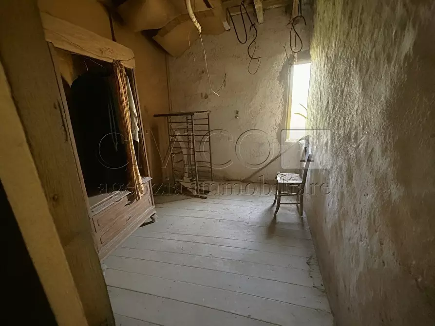 Immagine 17 di Rustico / casale in vendita  in Via Giuseppe Verdi 58 a Rovolon