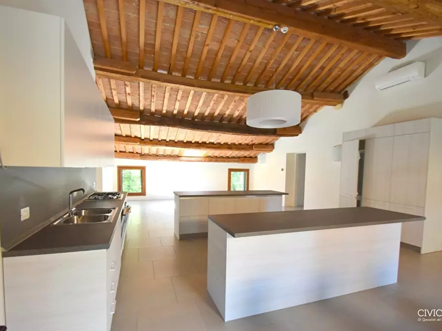 Immagine 2 di Casa bifamiliare in affitto  in Via Paradiso a Quinto Vicentino