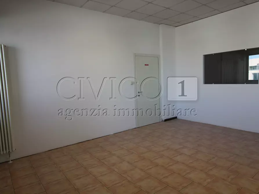 Immagine 12 di Ufficio in affitto  in VIA MEUCCI a Selvazzano Dentro