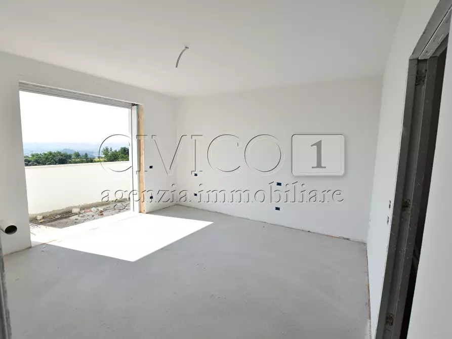 Immagine 15 di Villa in vendita  in via false a Monteviale