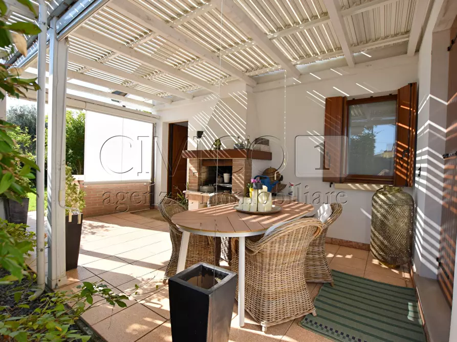 Immagine 4 di Villa in vendita  in Via Bolzano a Saonara