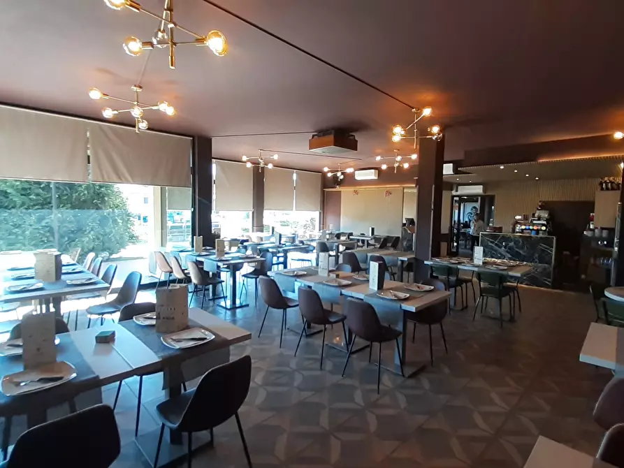 Immagine 22 di Bar / Ristorante in vendita  in statale 32 a Pombia
