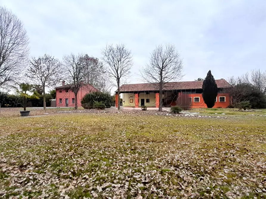 Immagine 1 di Bar / Ristorante in affitto  in Via Riccardo Riporti 8 a Piazzola Sul Brenta