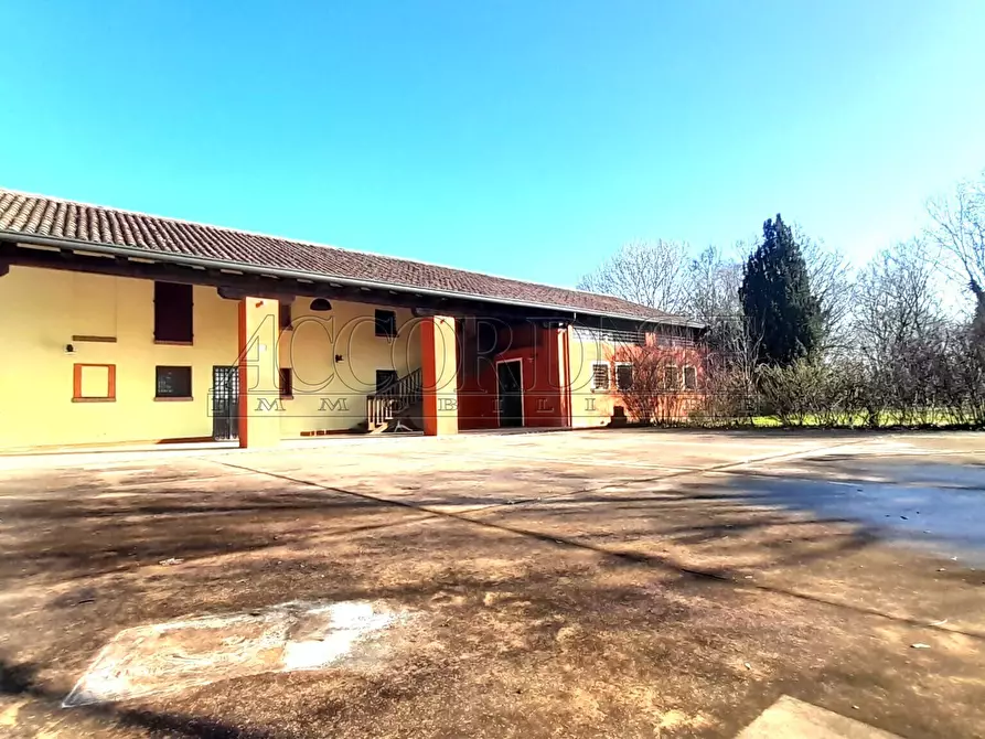 Immagine 4 di Rustico / casale in vendita  in Via Riccardo Riporti 8 a Piazzola Sul Brenta