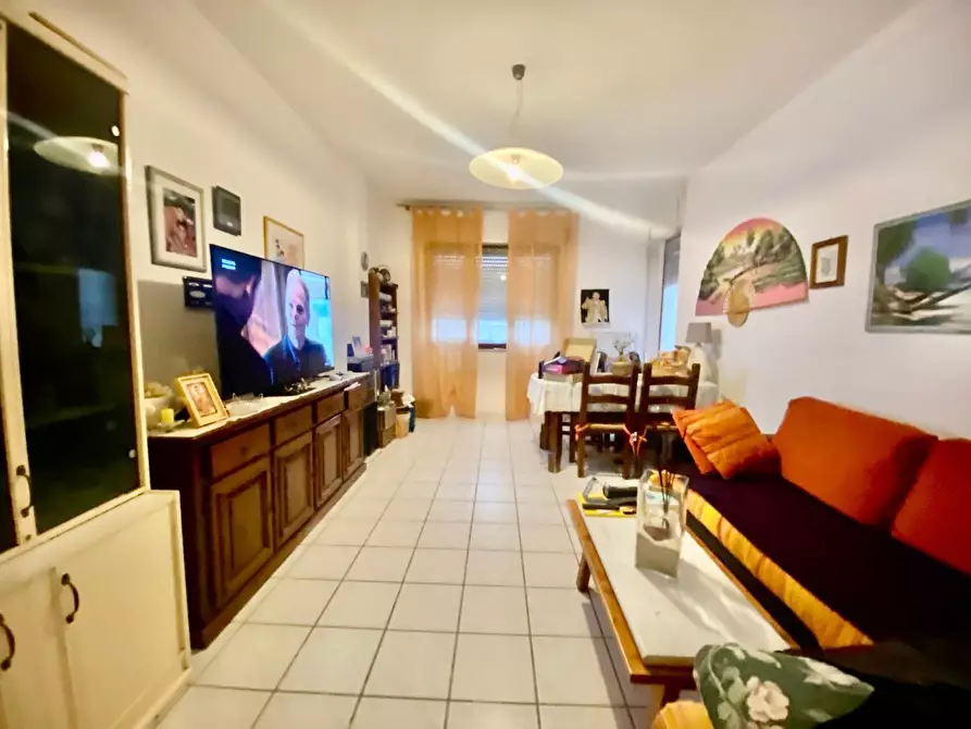 Immagine 1 di Appartamento in vendita  in Via Tiro a Volo 142 a Carrara