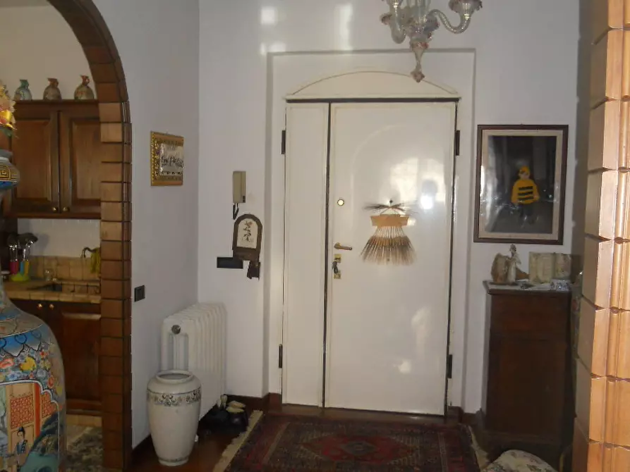 Immagine 24 di Villa in vendita  in Via dei Pini 40 a Castelnuovo Magra