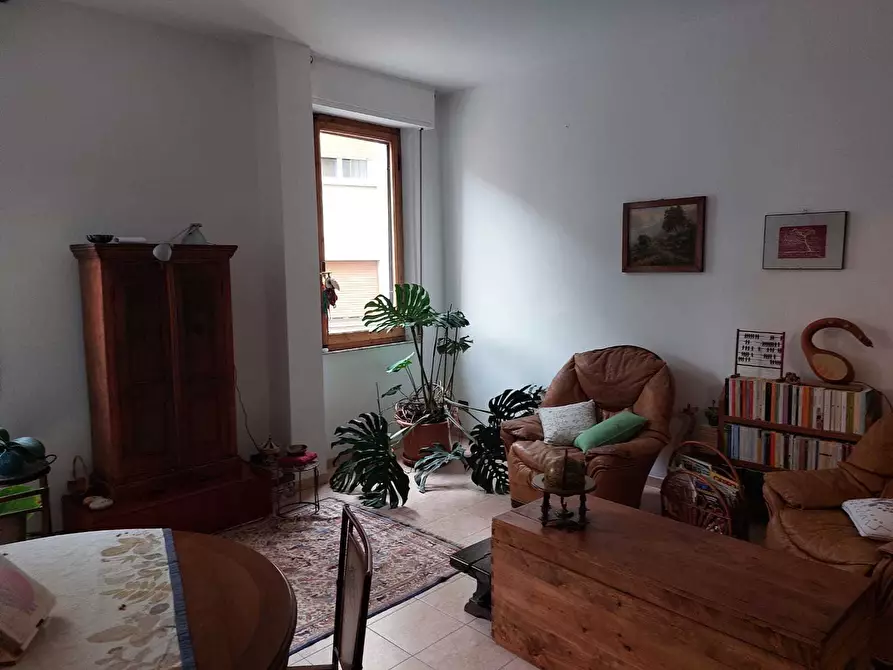 Immagine 8 di Quadrilocale in vendita  in Via Pietro Gori 32 a Sarzana