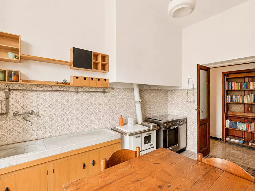 Immagine 23 di Casa bifamiliare in vendita  in Via Della Pace a Castelnuovo Magra