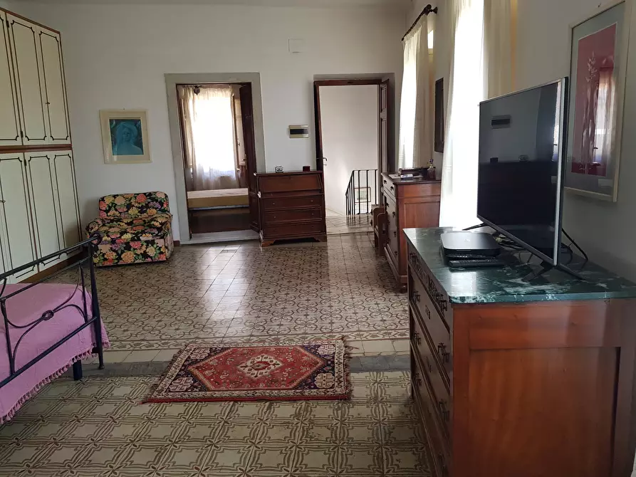 Immagine 6 di Casa semindipendente in vendita  in Viale XX Settembre 65 a Carrara