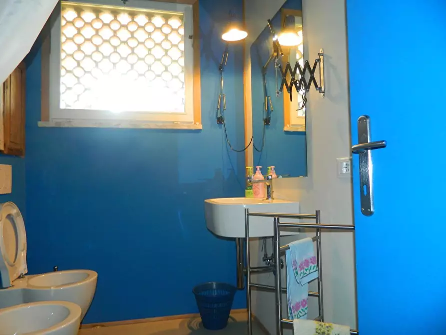 Immagine 38 di Appartamento in vendita  in Via Piero Gobetti a Ortonovo