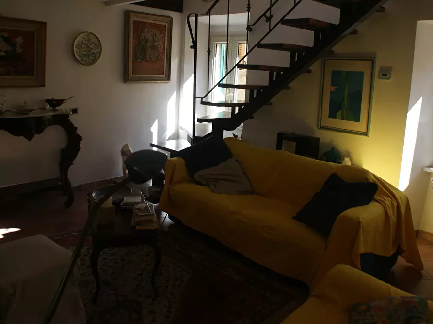 Immagine 26 di Villa in vendita  in Via Annunziata a Ortonovo