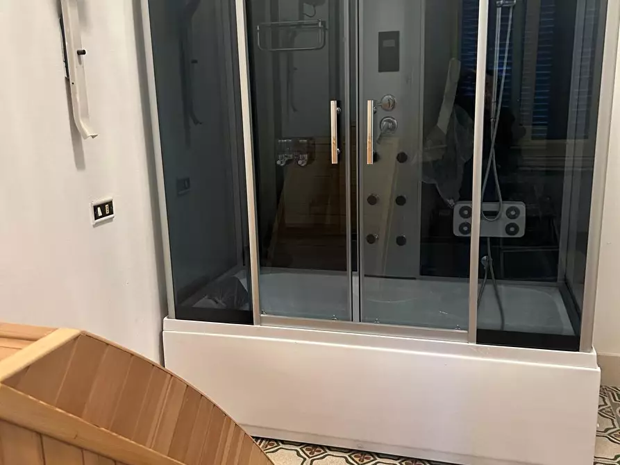 Immagine 56 di Villa in vendita  in Via Firenze 48 a Carrara