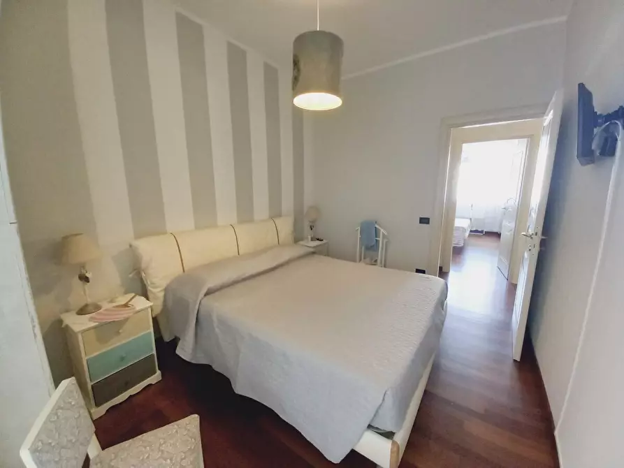 Immagine 29 di Appartamento in vendita  in Piazza Giuseppe Mazzini a Viareggio
