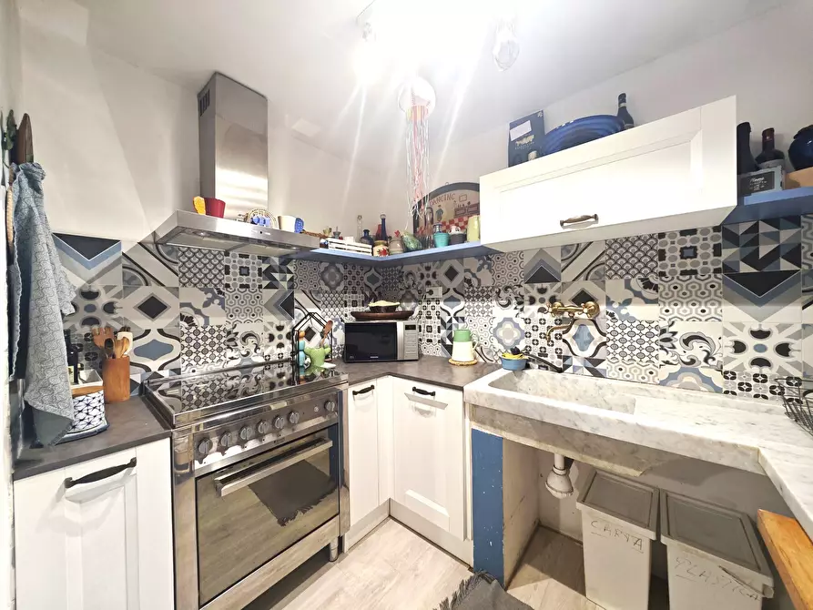 Immagine 7 di Appartamento in vendita  in Via della pace a Castelnuovo Magra