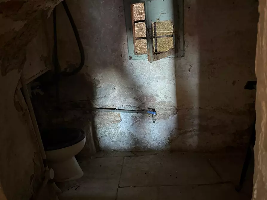 Immagine 22 di Casa semindipendente in vendita  in Vicolo San Lorenzo 2 a Ortonovo