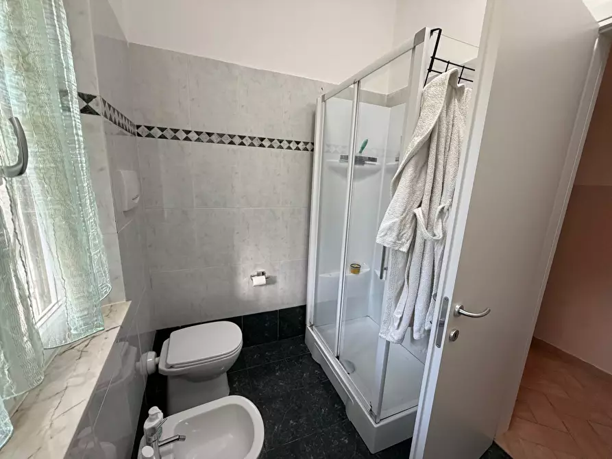 Immagine 17 di Terratetto in vendita  in Via Serravalle a Ortonovo