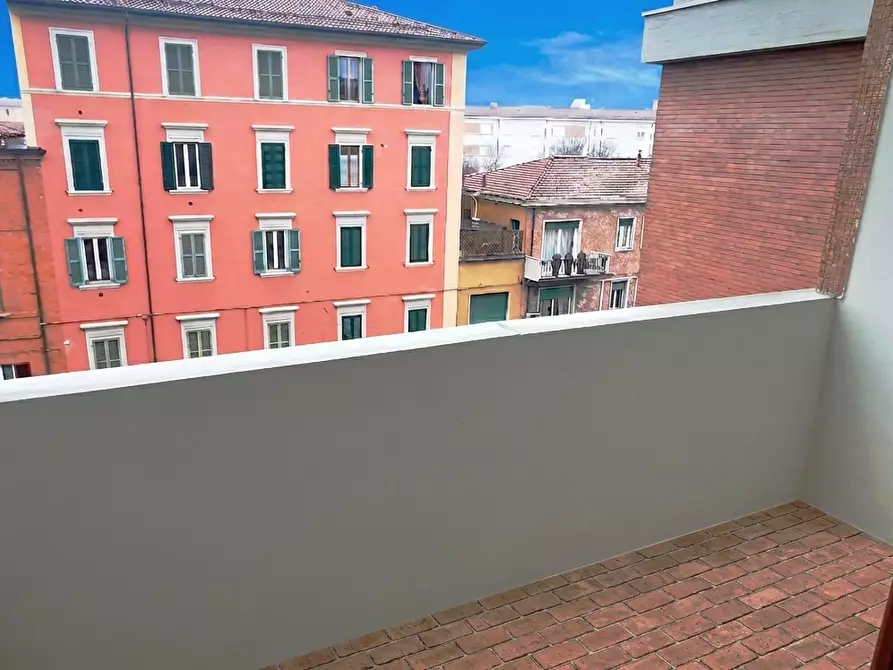 Immagine 8 di Quadrilocale in affitto  a Bologna