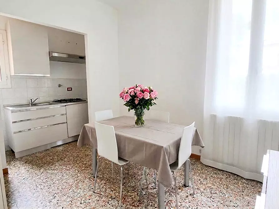 Immagine 1 di Bilocale in affitto  a Bologna