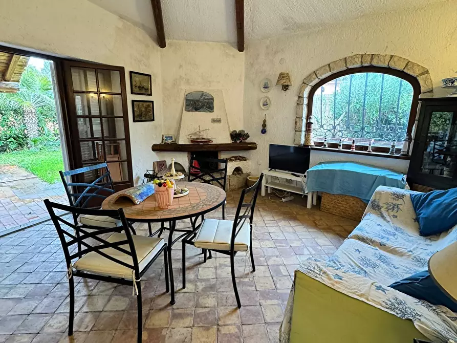 Immagine 2 di Casa bifamiliare in vendita  in Via Terracina 110 a San Felice Circeo