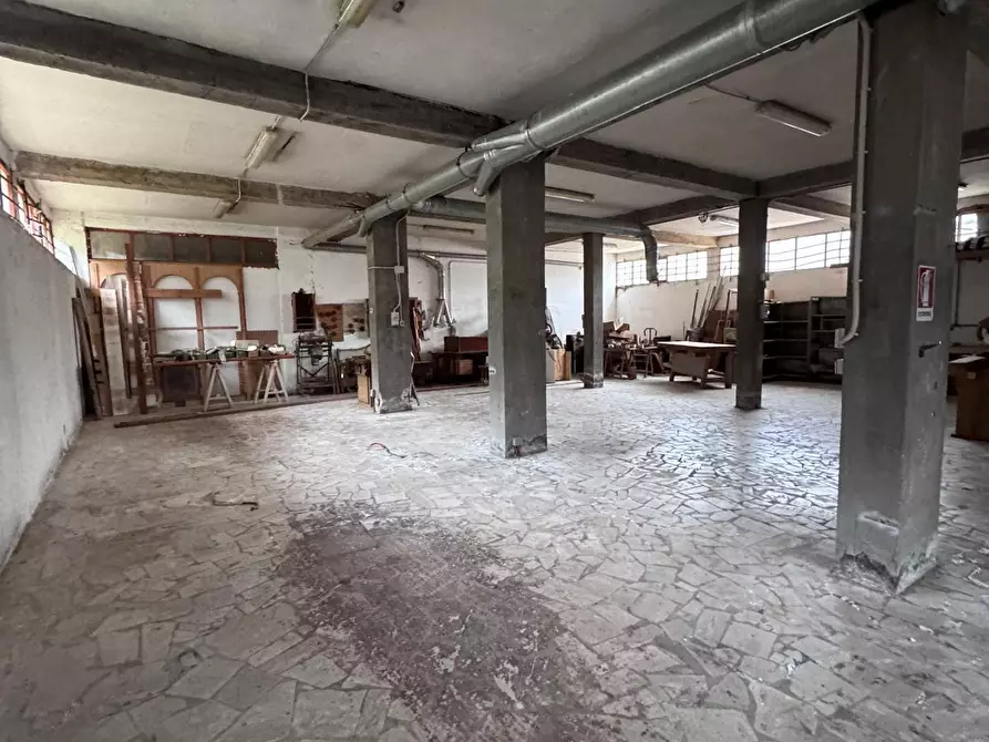 Immagine 6 di Locale commerciale in vendita  in VIA SABAUDIA 170 a San Felice Circeo