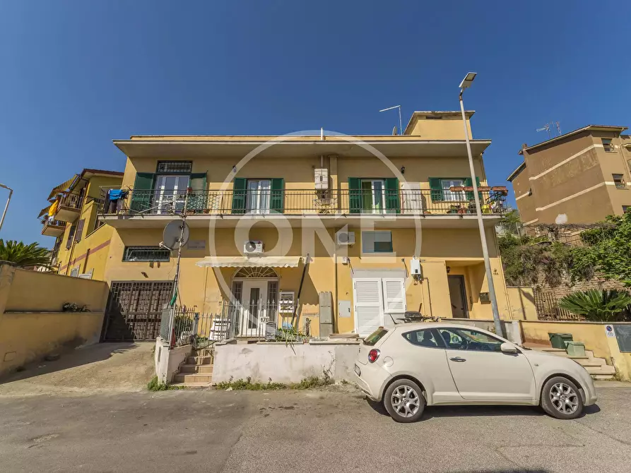 Casa trifamiliare in vendita in Via Giovanni Casoni 166 a Roma