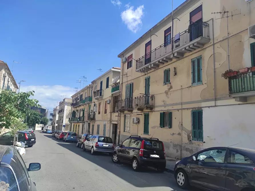 Casa trifamiliare in vendita in Via buganza a Messina