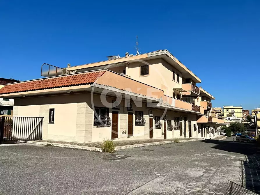 Casa trifamiliare in vendita in Via Galtarossa a Roma