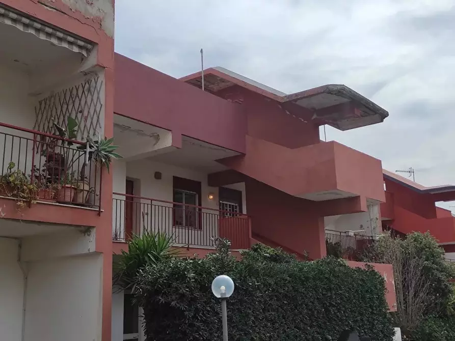 Casa trifamiliare in vendita in Via Nazionale 11 Vill. S. Margherita a Messina