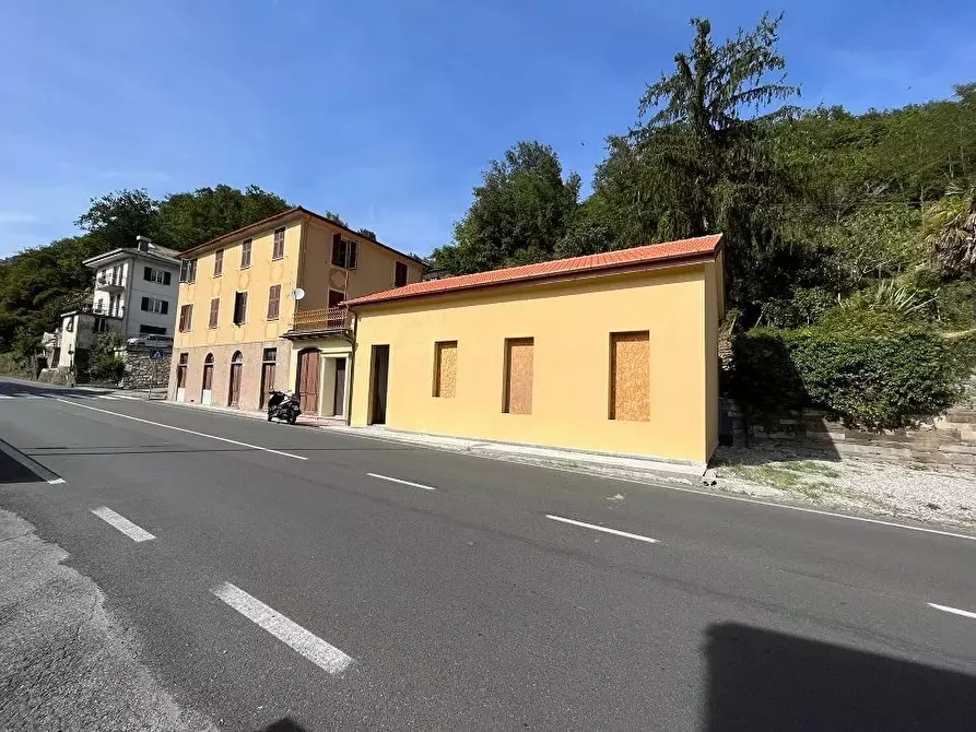Casa bifamiliare in affitto in Via Domenico Cuneo a Coreglia Ligure