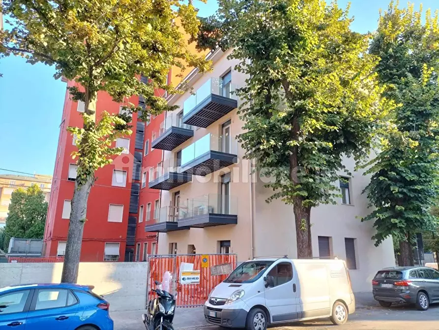 Casa trifamiliare in vendita a Parma