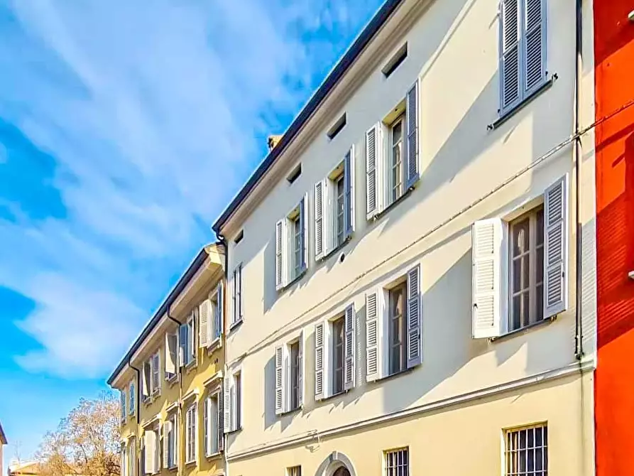 Casa trifamiliare in vendita a Parma