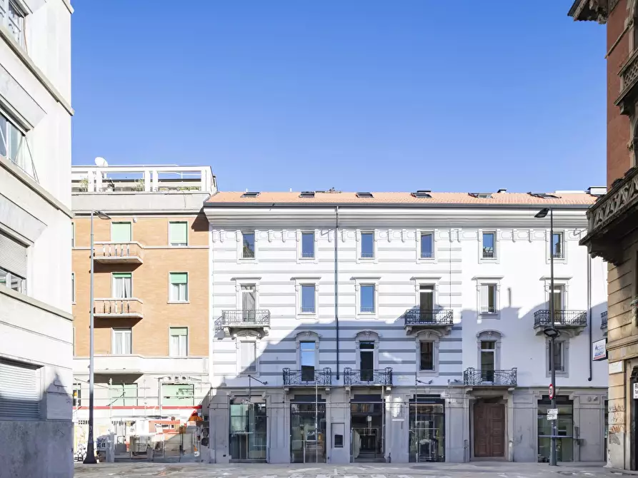 Immagine 1 di Casa trifamiliare in affitto  in VIA ERRICO PETRELLA, 4. a Milano