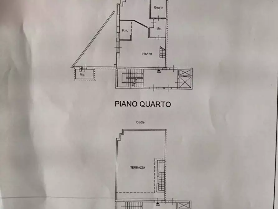 Immagine 38 di Casa trifamiliare in vendita  in Vico XX Vittorio Emanuele.19 a Bari