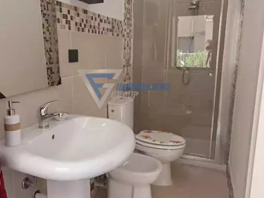 Immagine 11 di Casa trifamiliare in vendita  in Viale Epipoli a Siracusa