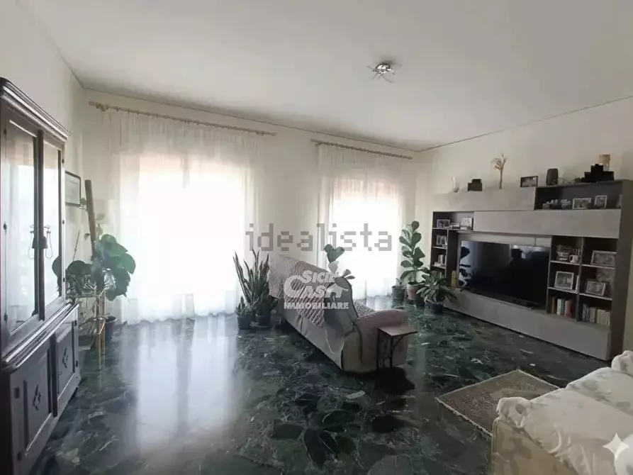 Immagine 2 di Casa trifamiliare in vendita  a Marsala