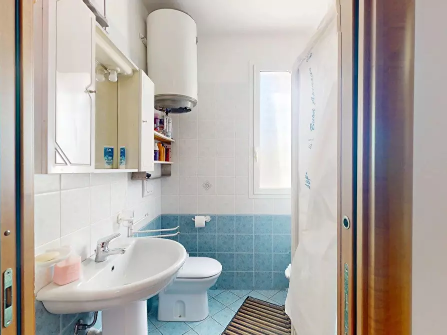 Immagine 18 di Casa trifamiliare in vendita  in Via Madonna degli Angeli 2A a Borghetto Santo Spirito