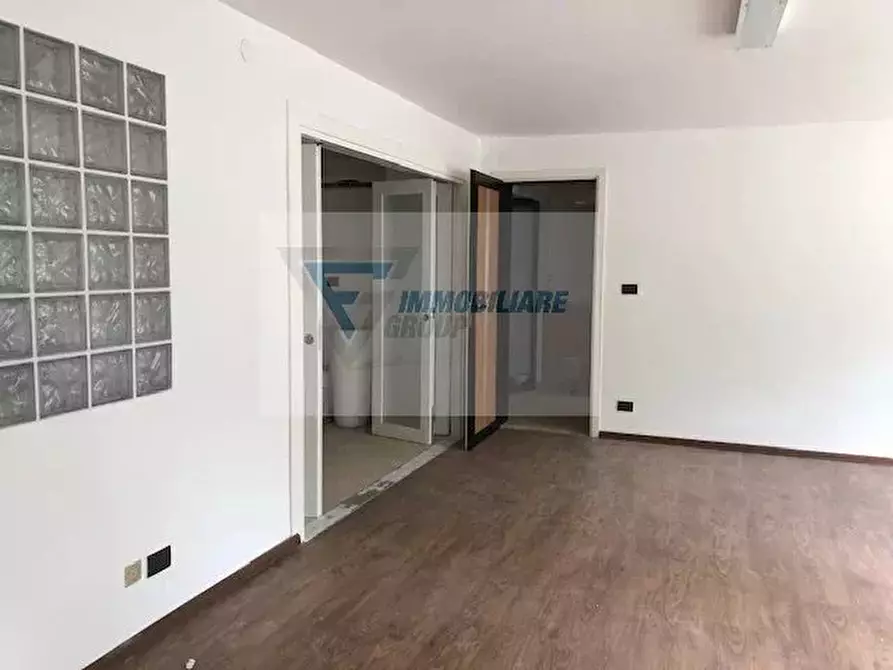 Immagine 46 di Castello in affitto  in Viale Teracati a Siracusa