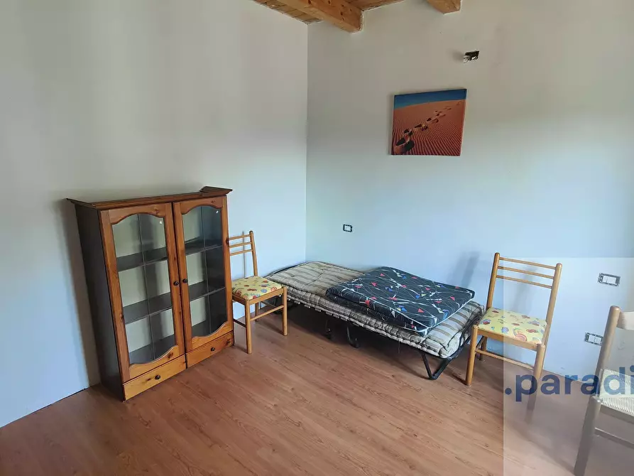 Immagine 12 di Casa trifamiliare in vendita  a Camino