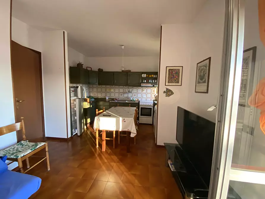 Immagine 4 di Casa trifamiliare in vendita  in Passeggiata Trento e Trieste, 31 a Ventimiglia