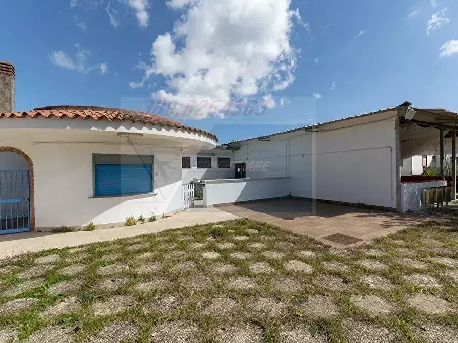 Immagine 5 di Casa trifamiliare in vendita  in Contrada Piano Milo a Noto